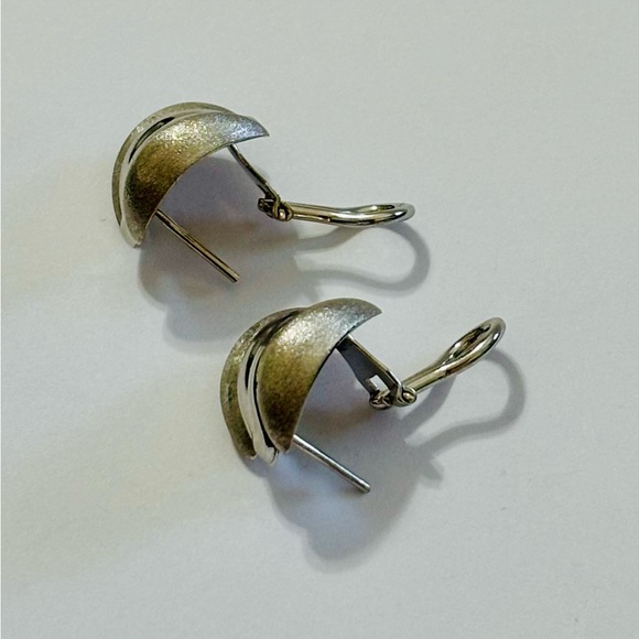 SOLID 14K WHITE GOLD WINGS EARRINGS W/ OMEGA BACKS - MADE IN ITALY - Picture 6 of 10